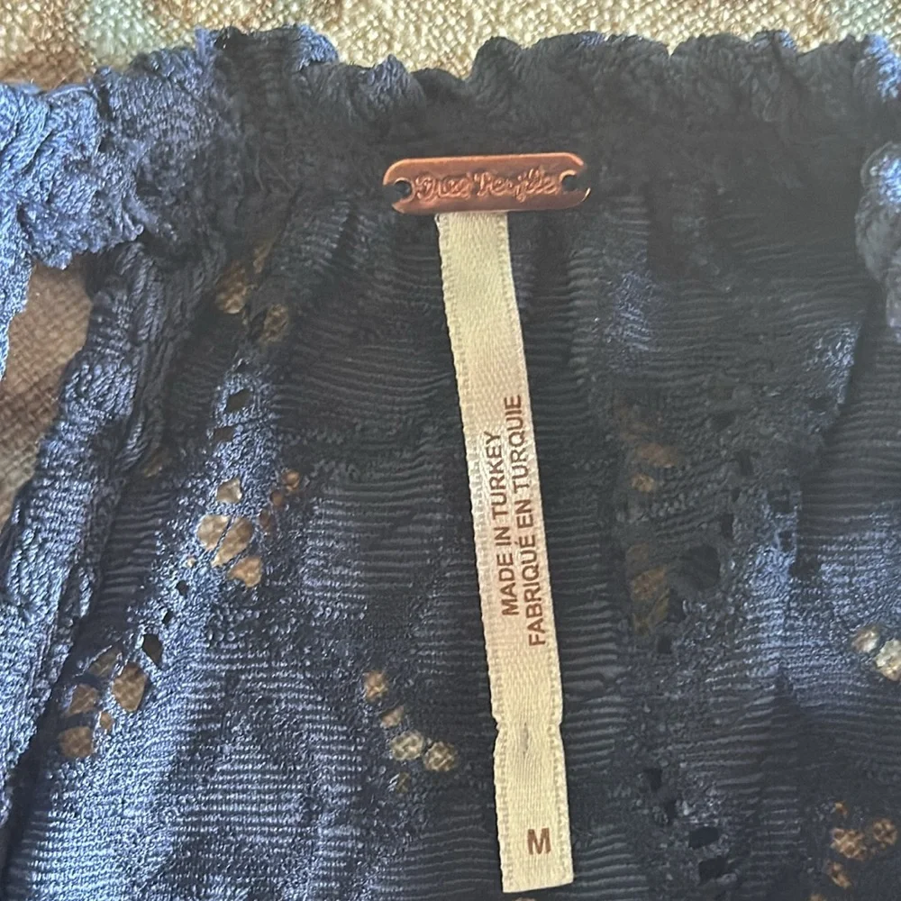 NWOT FREE PEOPLE Olivia lace top Medium